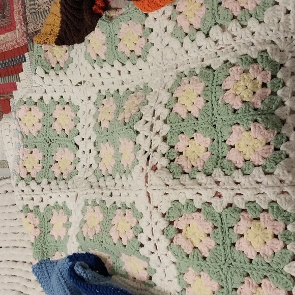 Urban renewal crochet blanket jacket - Picture 10 of 11